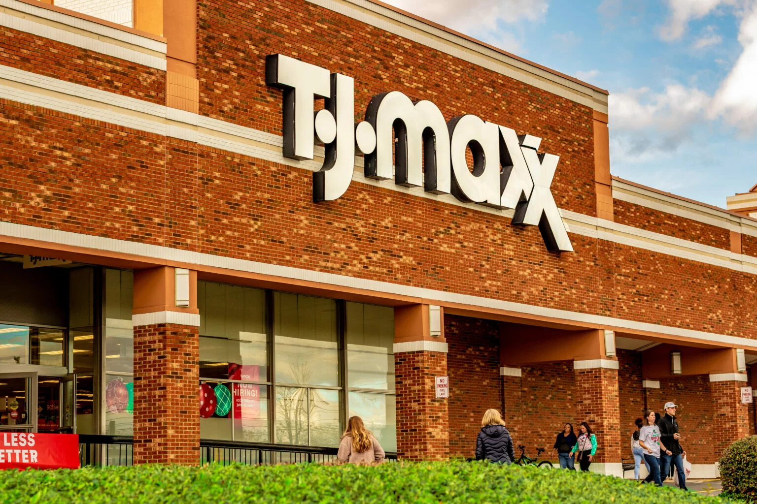 Exterior of a T.J.Maxx store