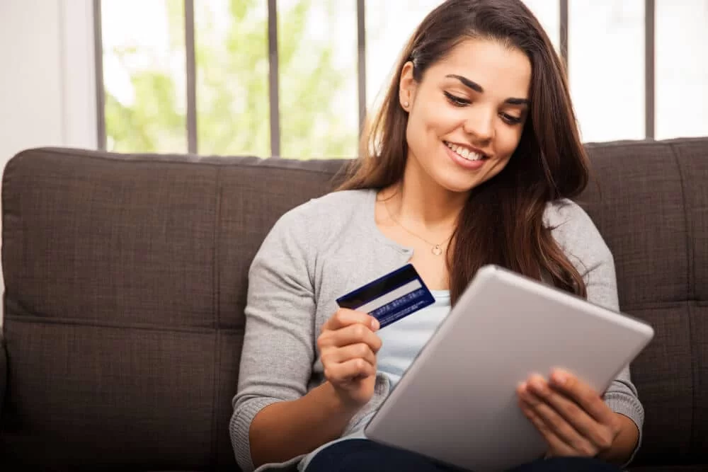 Woman shopping online at a site like Fingerhut