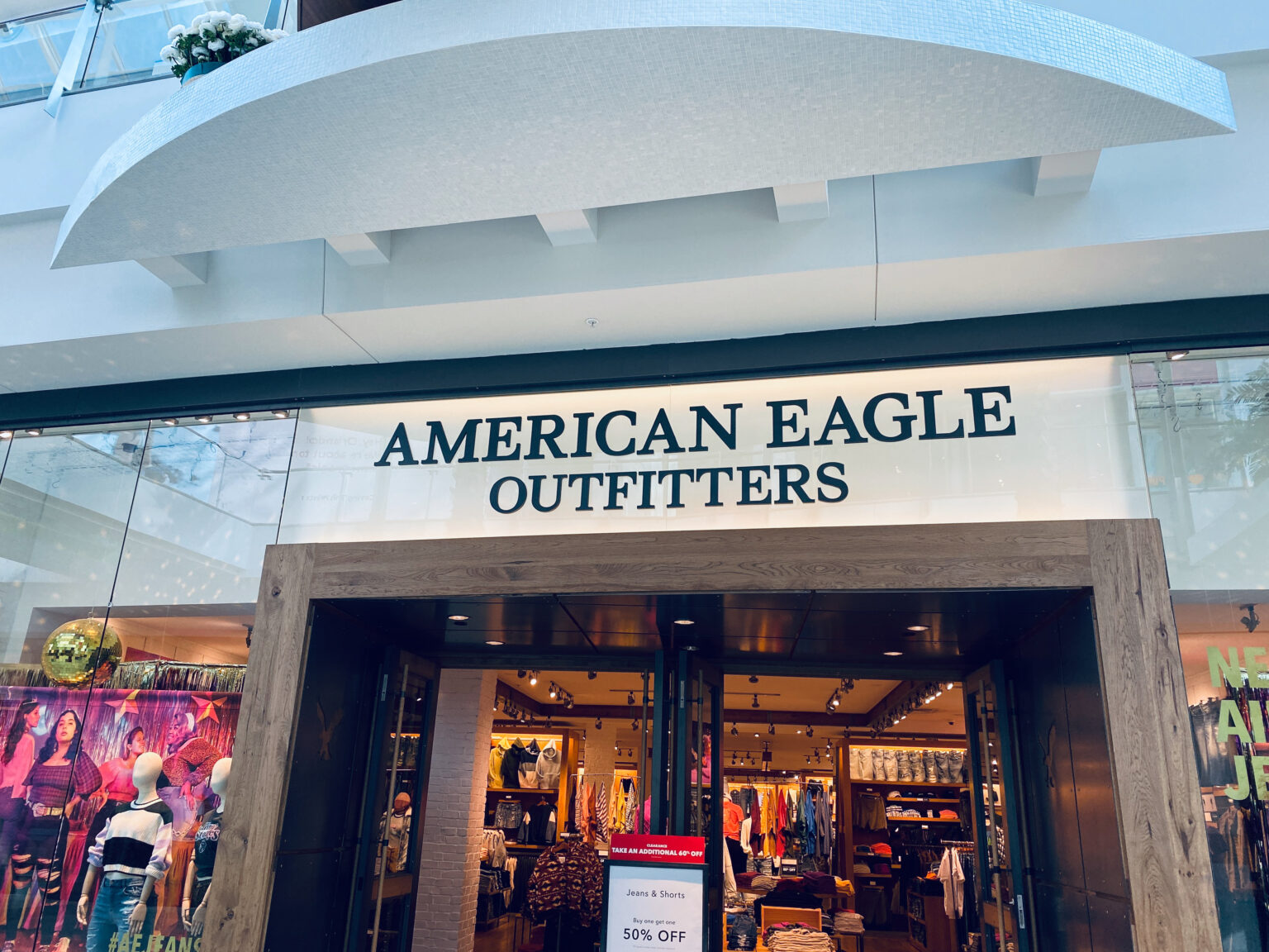 Exterior of an American Eagle store