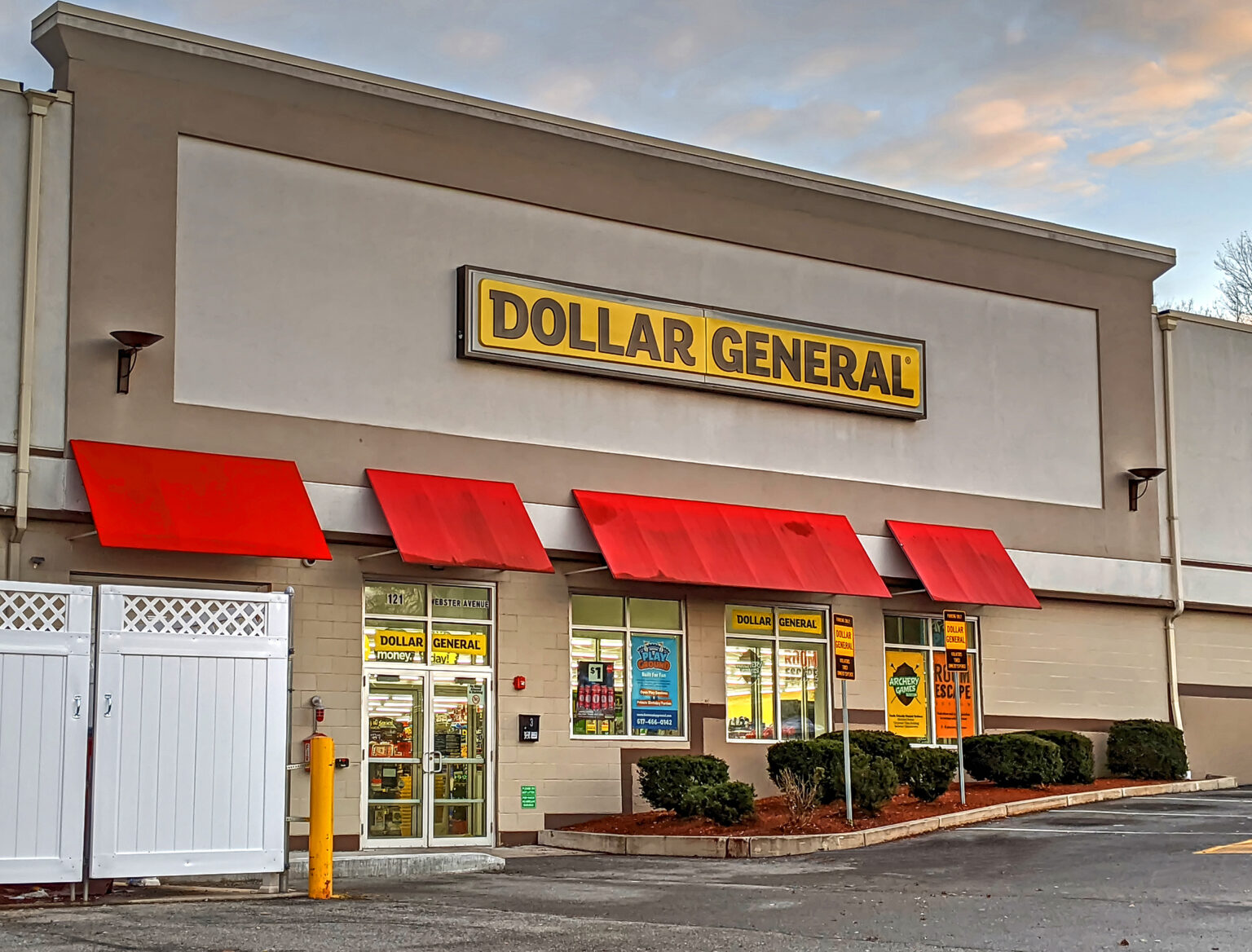 Exterior of a Dollar General store