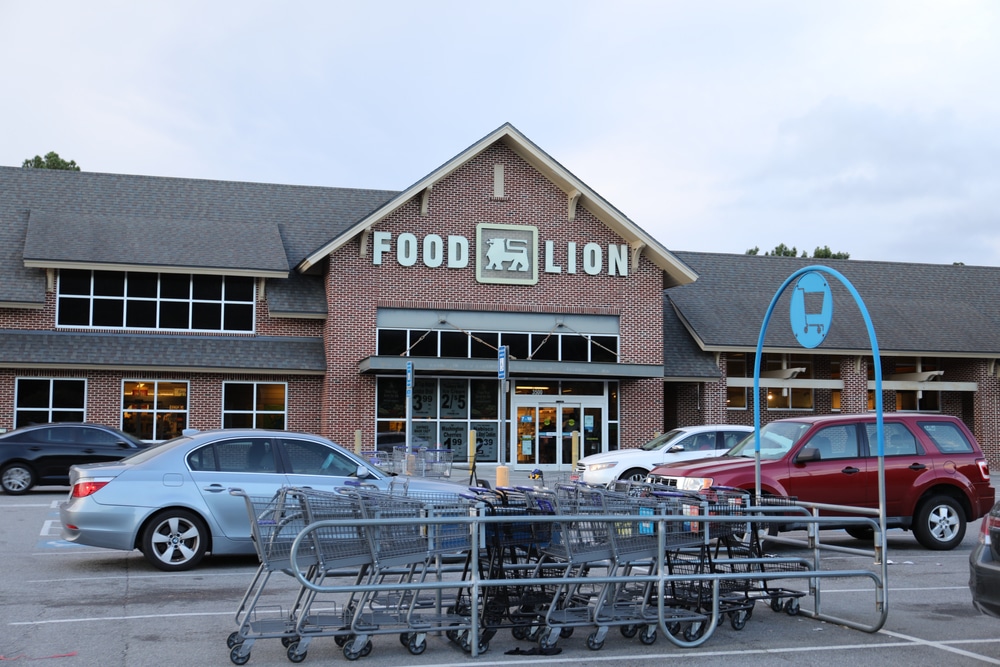 Exterior of a Food Lion store pictured from the parking lot