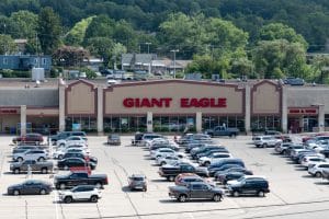 Overhead view of a Giant Eagle store and parking lot