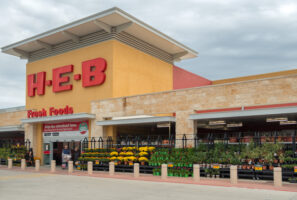 Exterior of an H-E-B grocery store that sells gift cards