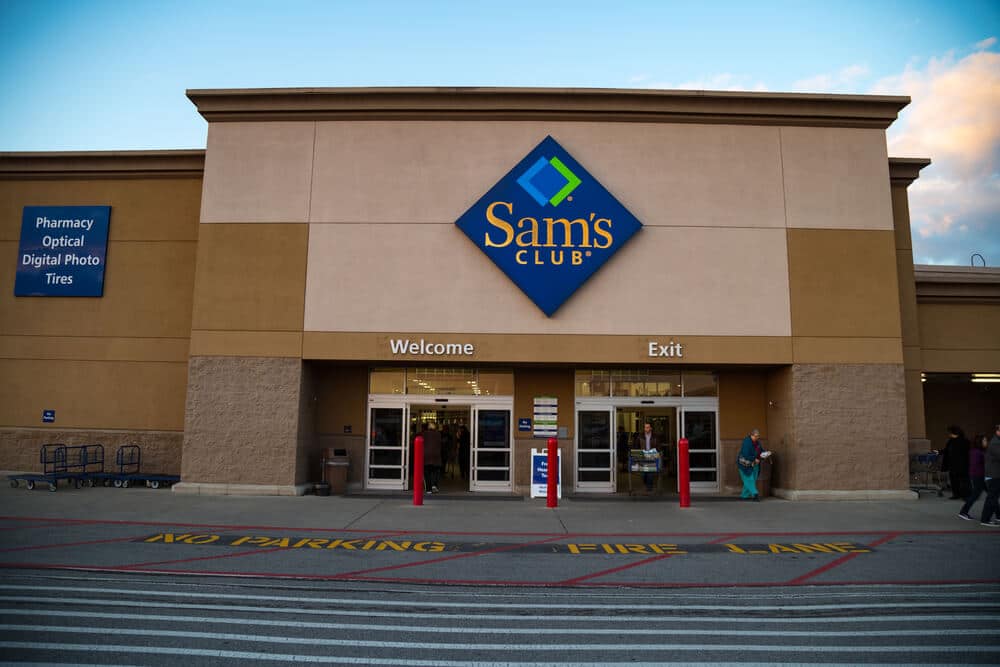 Front entrance of a Sam's Club