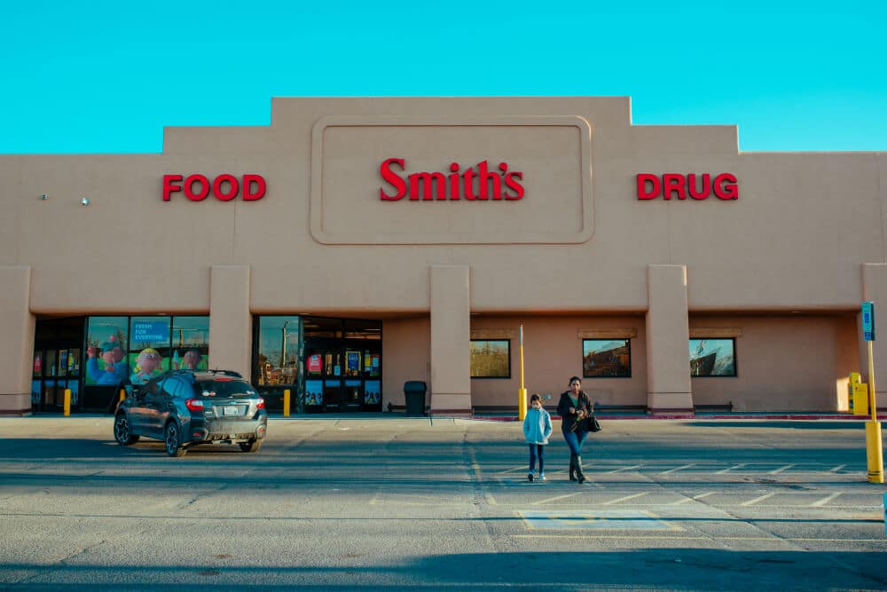 Exterior of a Smith's Food and Drug store