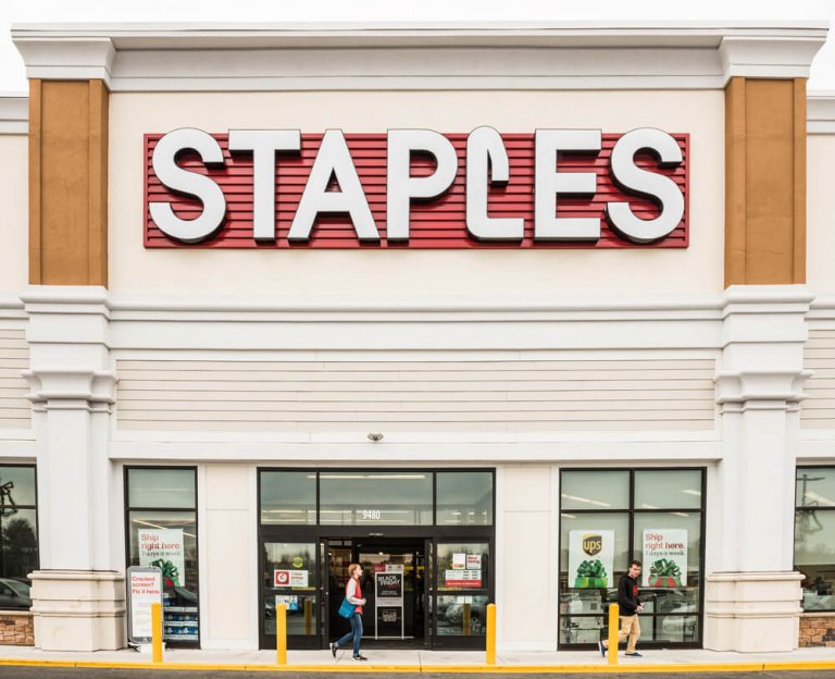 does staples give a military discount