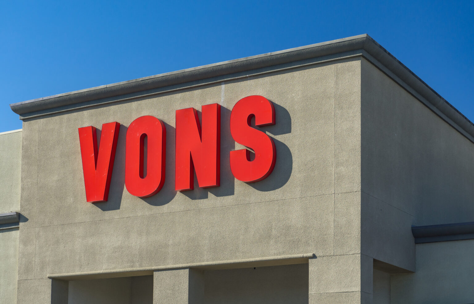 Vons sign on the exterior of a store location