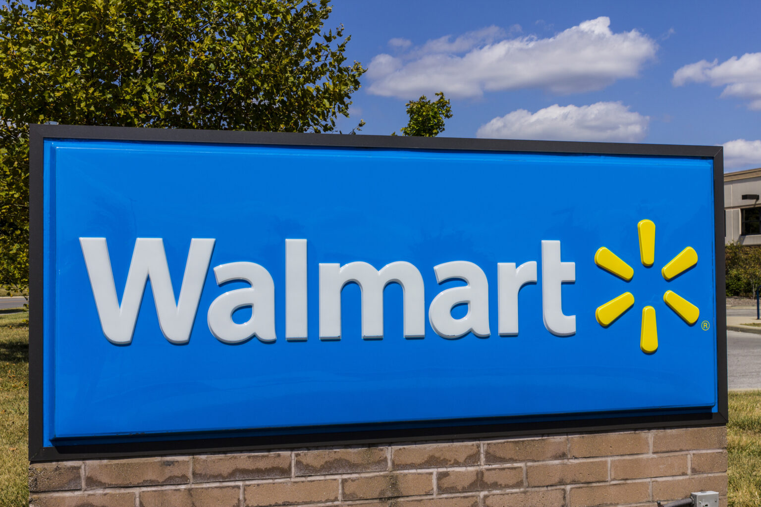 Walmart sign outside of a store