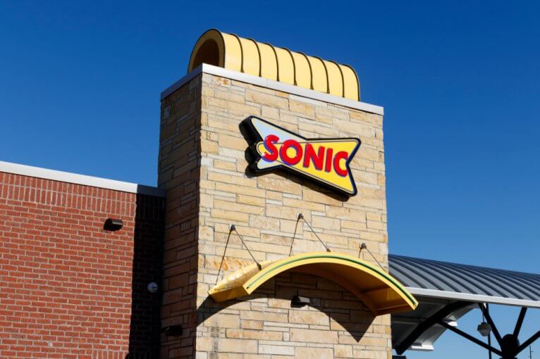 Does Sonic Sell Ice? What to Know Price, If It Comes in Bags, etc