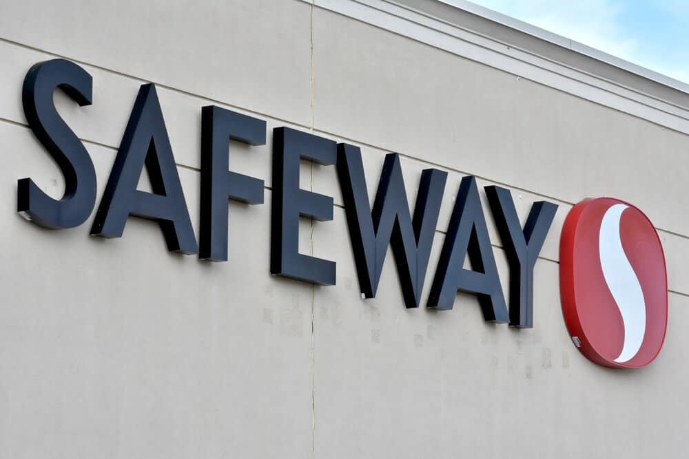 Safeway store sign
