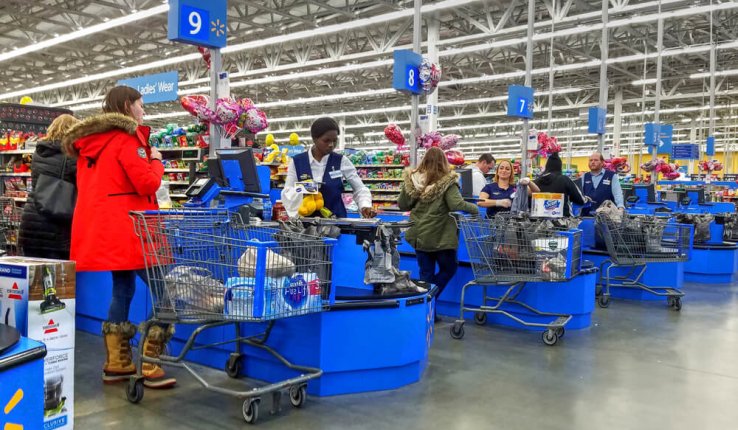 does walmart give employees health insurance